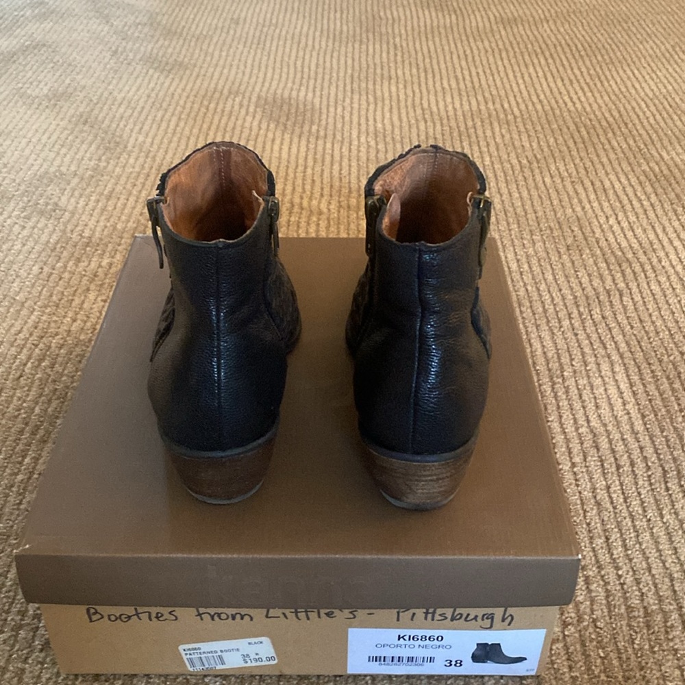 Black Patterned Size 38 Bootie from Spain - Picture 8 of 9